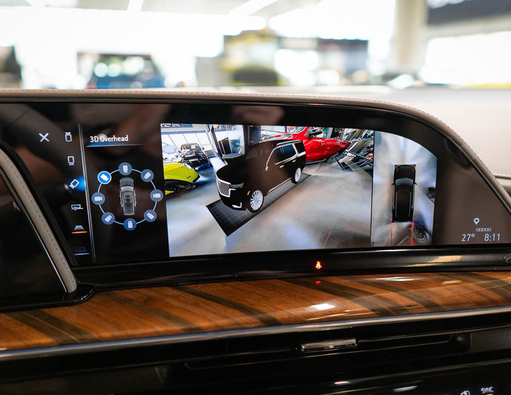 Cadillac Escalade 34