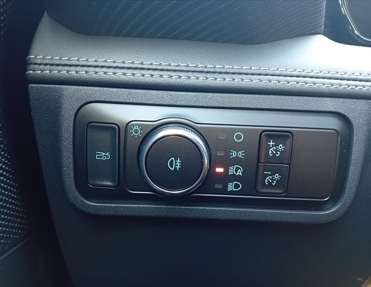 Ford Mustang Kupé 5,0 l 328 kw