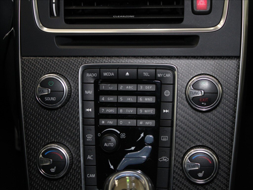 Volvo V60 Kombi 2,0 l 270 kw