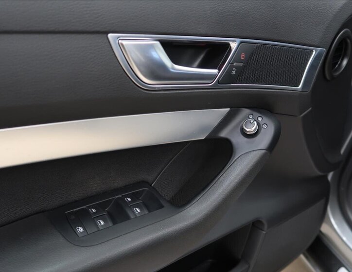 Audi A6 Kombi 2,7 l 140 kw