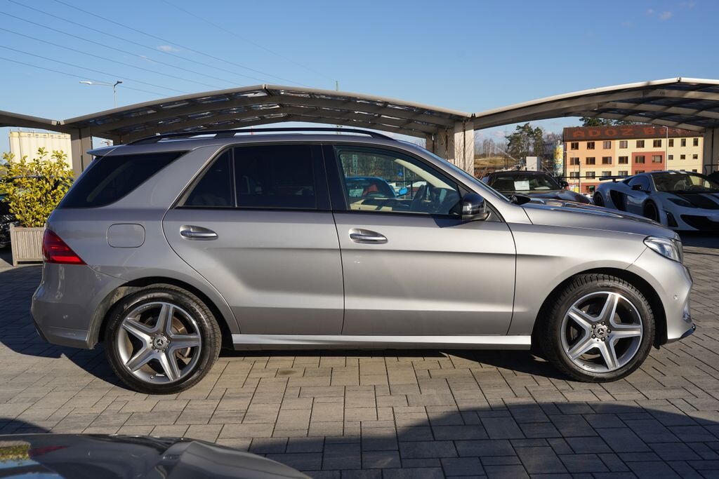 Mercedes-Benz GLE SUV / Terénní 3,0 l 190 kw