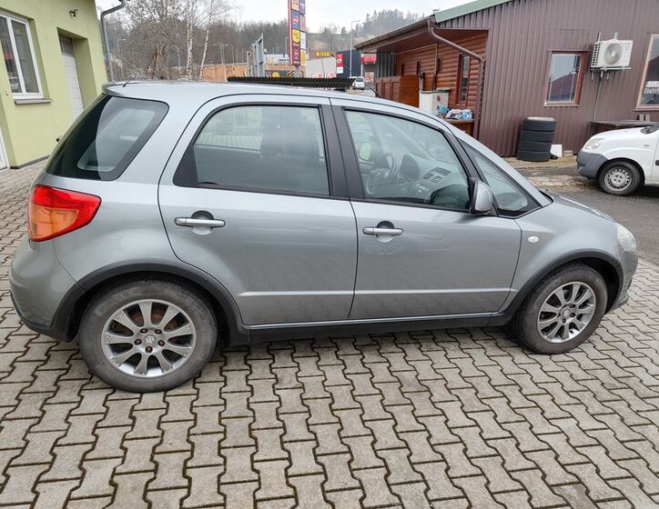 Suzuki SX4 5