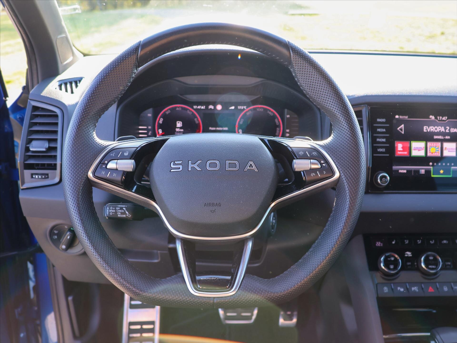 Škoda Karoq SUV / Terénní 1,5 l 110 kw