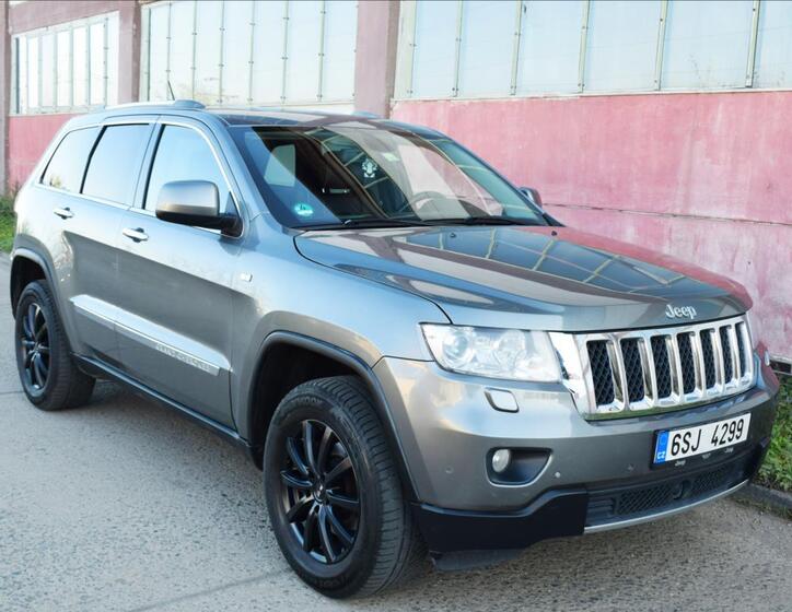 Jeep Grand Cherokee 8