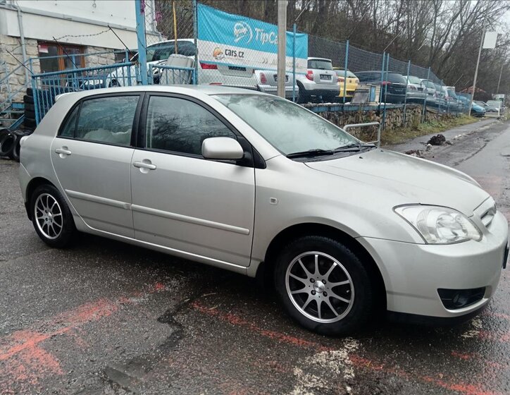 Toyota Corolla Hatchback 1,4 l 66 kw