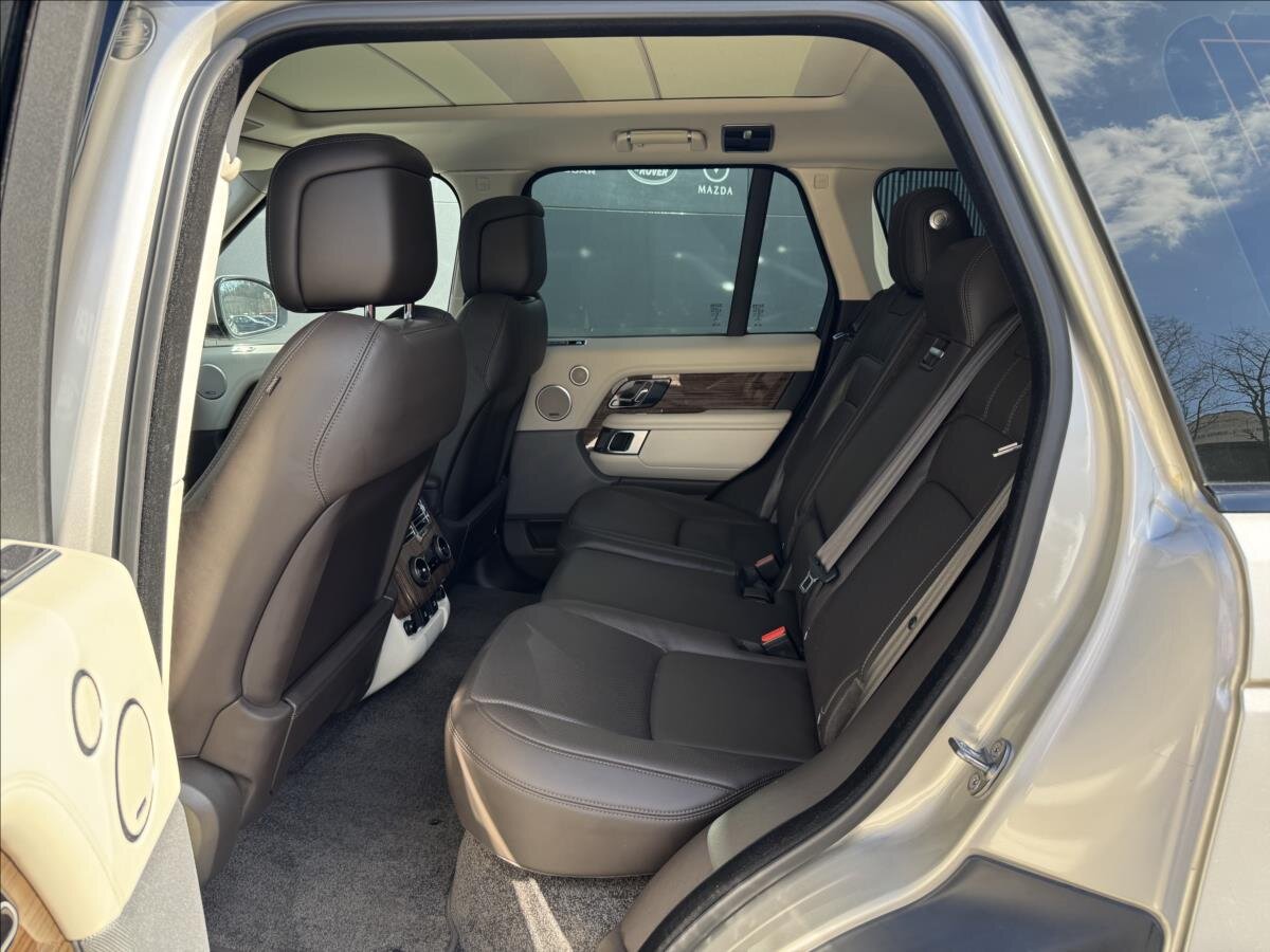 Land Rover Range Rover SUV 3,0 l 221 kw