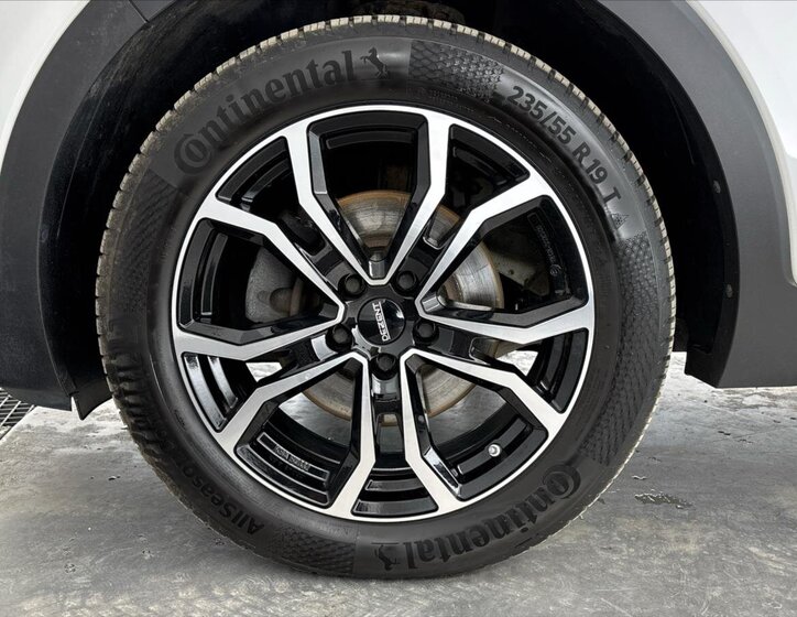 KIA Sorento SUV / Terénní 2,2 l 147 kw