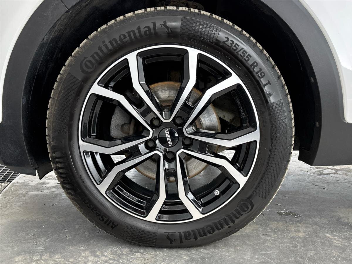 KIA Sorento SUV / Terénní 2,2 l 147 kw