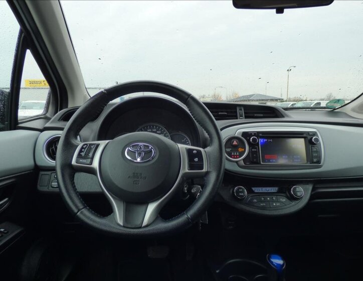 Toyota Yaris Hatchback 1,5 l 55 kw