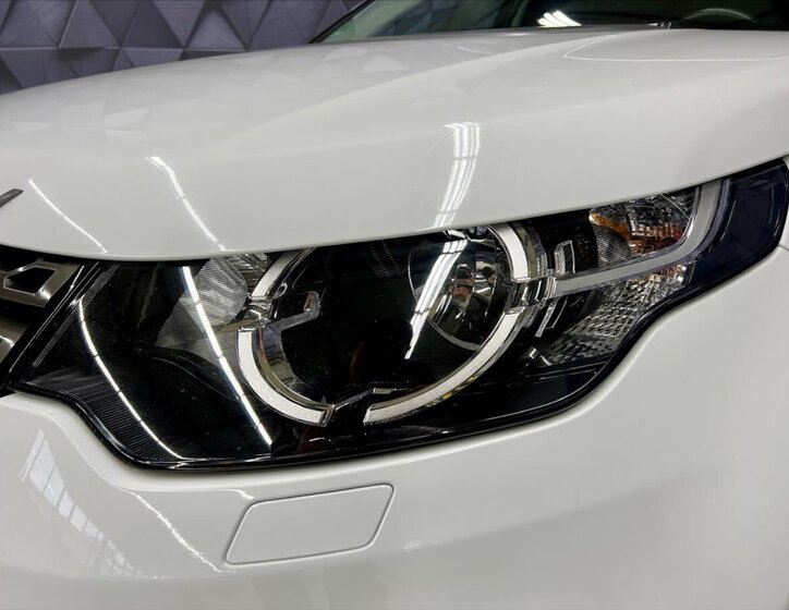 Land Rover Discovery SUV / Terénní 2,0 l 132 kw