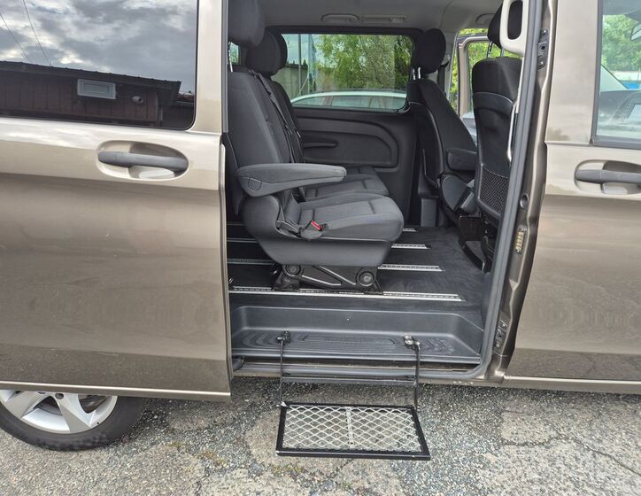 Mercedes-Benz Vito 13