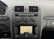 Volkswagen Touran MPV 1,2 l 77 kw