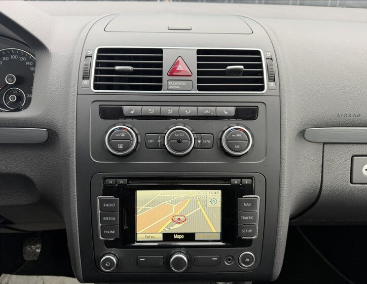 Volkswagen Touran MPV 1,2 l 77 kw