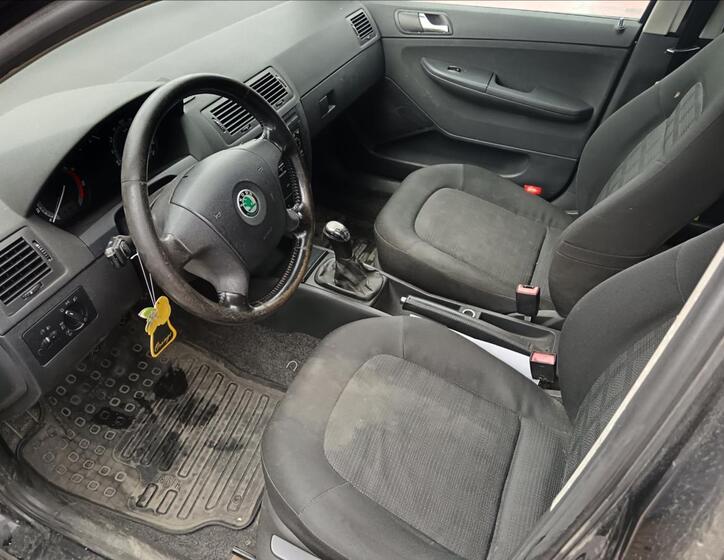 Škoda Fabia 16