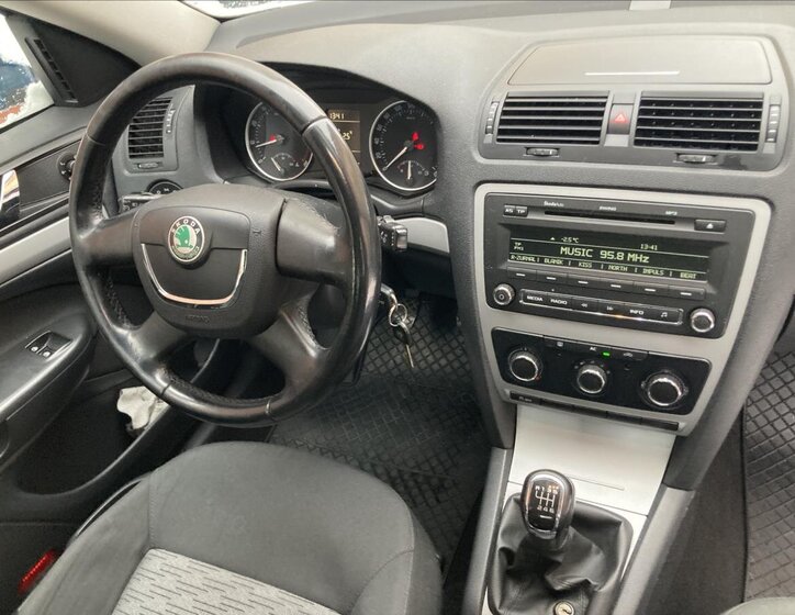 Škoda Octavia 9