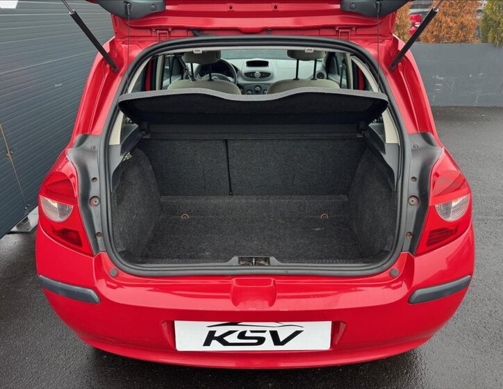 Renault Clio Hatchback 1,6 l 65 kw