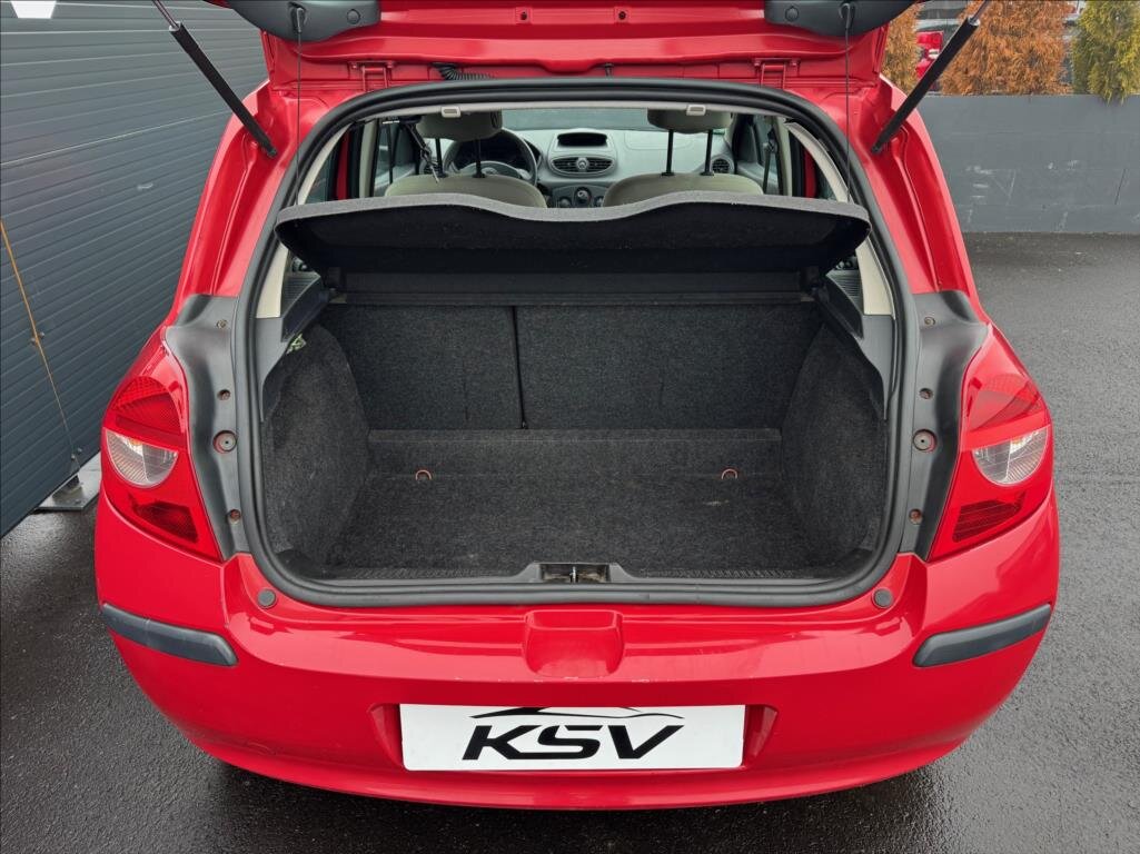 Renault Clio Hatchback 1,6 l 65 kw