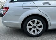 Mercedes-Benz Třídy C Kombi 2,1 l 100 kw