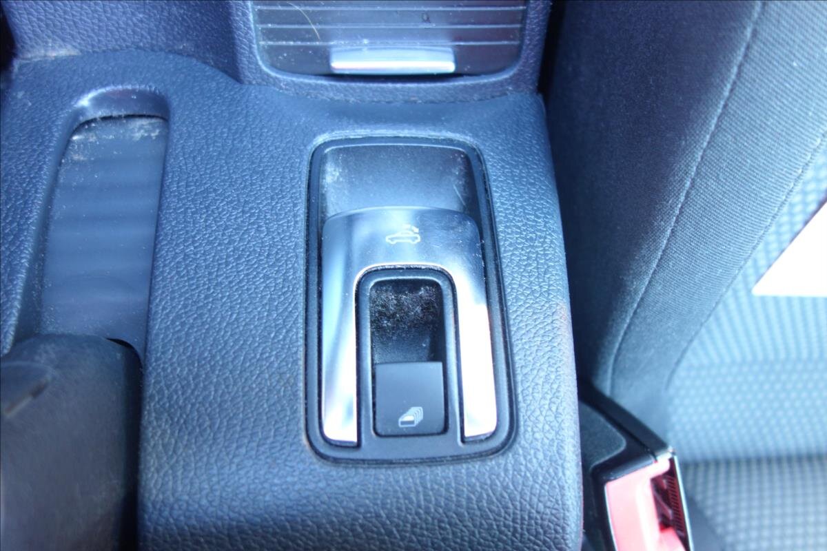 Volkswagen Golf Kabriolet 1,2 l 77 kw