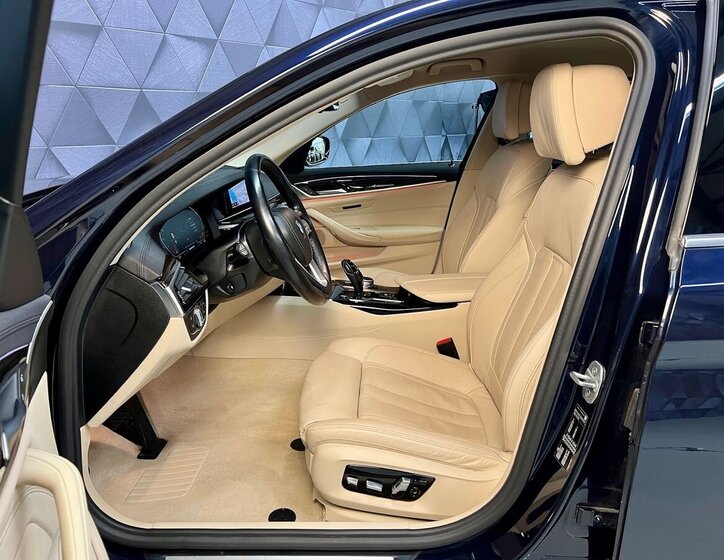 BMW Řada 5 Sedan / Limuzína 3,0 l 250 kw