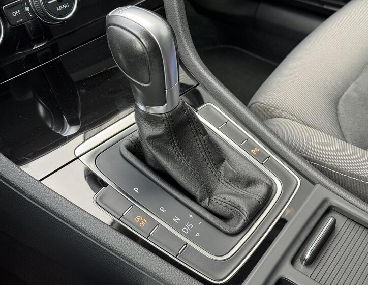 Volkswagen Golf Kombi 1,5 l 110 kw