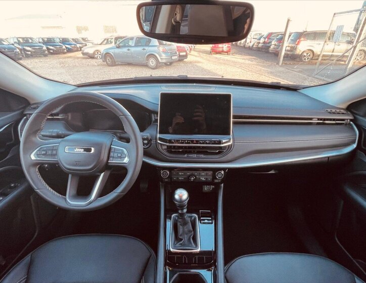 Jeep Compass SUV / Terénní 1,6 l 96 kw