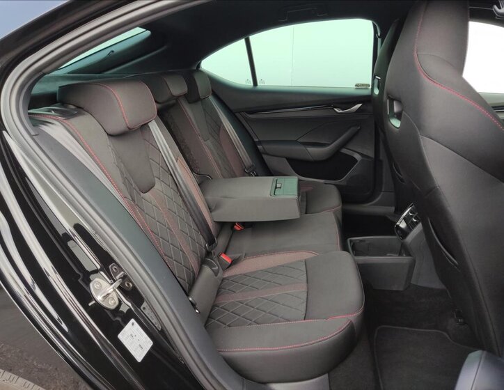 Škoda Octavia Liftback 2,0 l 195 kw