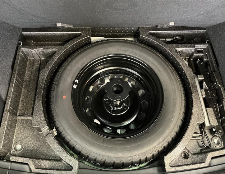 Škoda Karoq SUV 1,5 l 110 kw