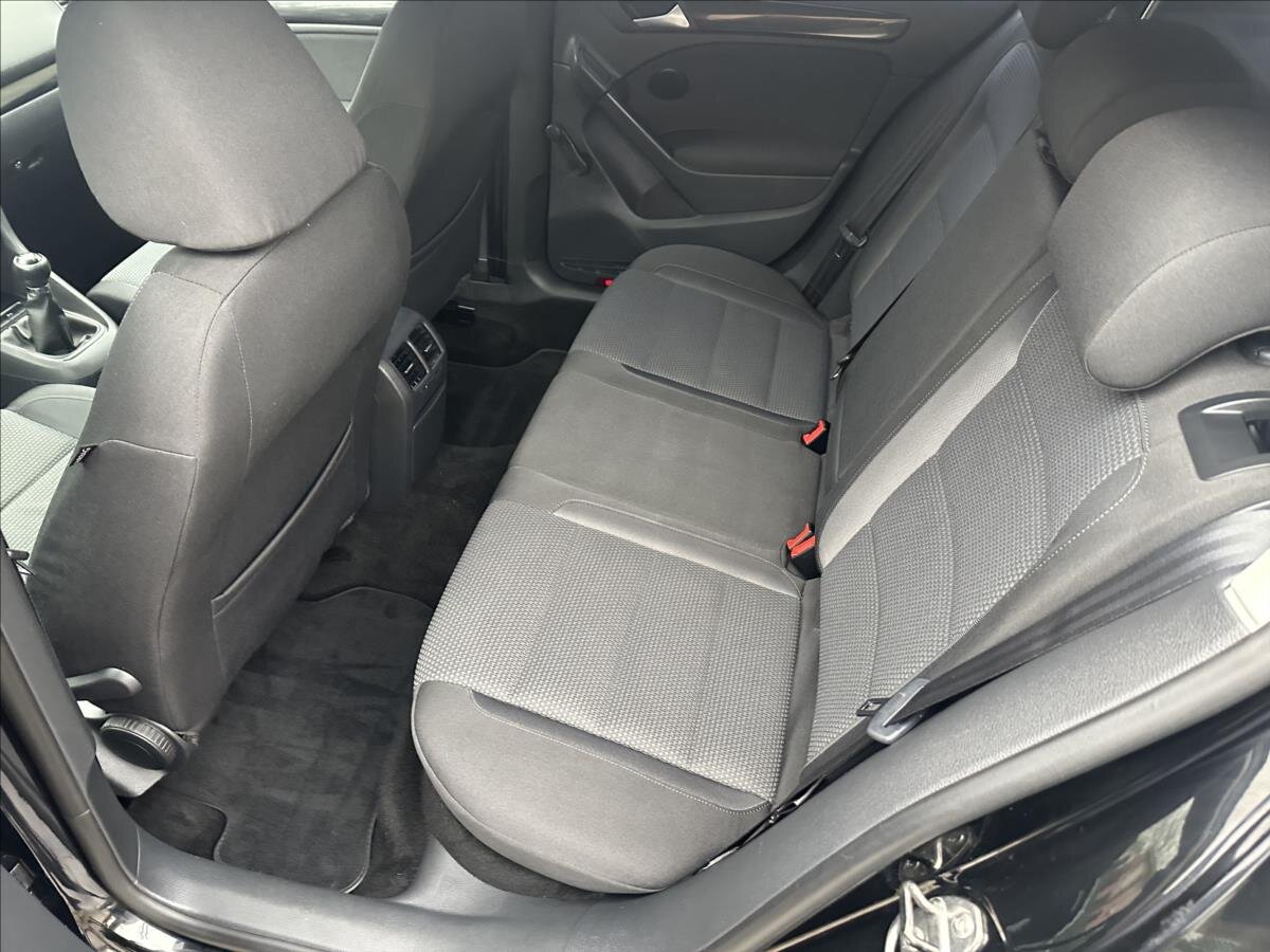 Volkswagen Golf Hatchback 1,6 l 75 kw