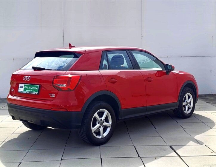 Audi Q2 SUV / Terénní 999,0 85 kw