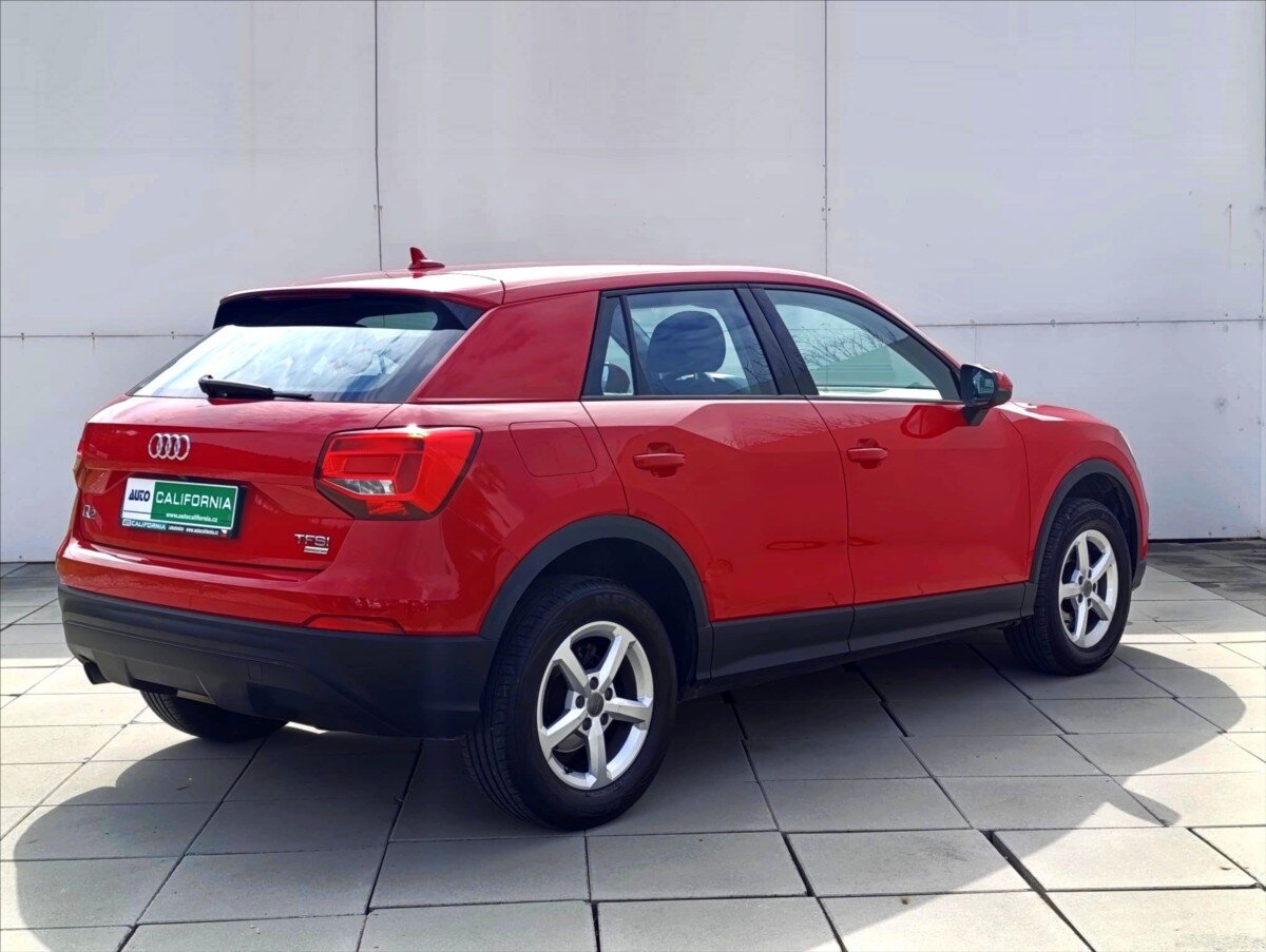 Audi Q2 SUV / Terénní 999,0 85 kw