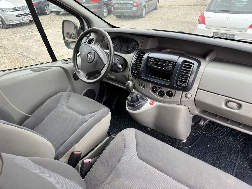 Opel Vivaro VAN / Minibus 2,0 l 84 kw