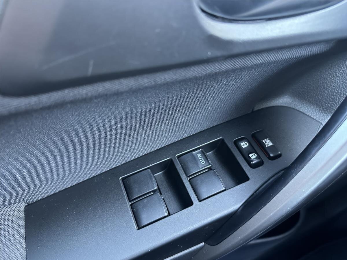 Toyota Auris Kombi 1,6 l 98 kw