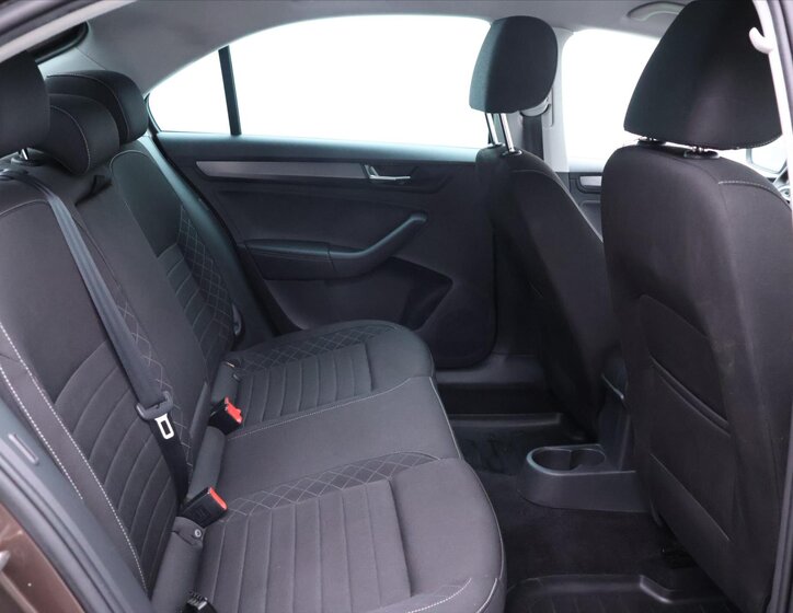 Škoda Rapid Sedan 999,0 81 kw