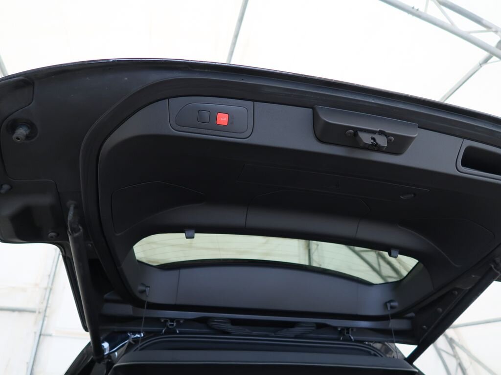 DS Automobiles DS7 Crossback SUV / Terénní 1,6 l 147 kw