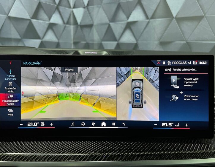 BMW X7 SUV / Terénní 4,4 l 390 kw