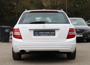 Mercedes-Benz Třídy C Kombi 2,1 l 100 kw