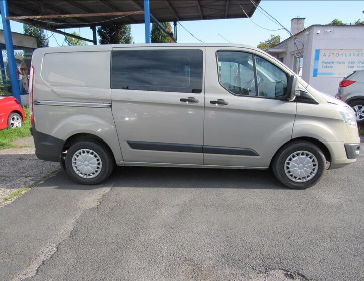 Ford Transit 8