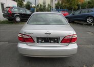 Nissan Maxima Sedan / Limuzína 2,0 l 103 kw