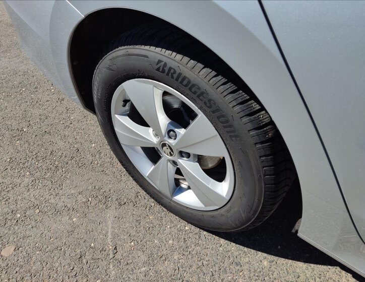 Škoda Octavia Liftback 1,5 l 110 kw