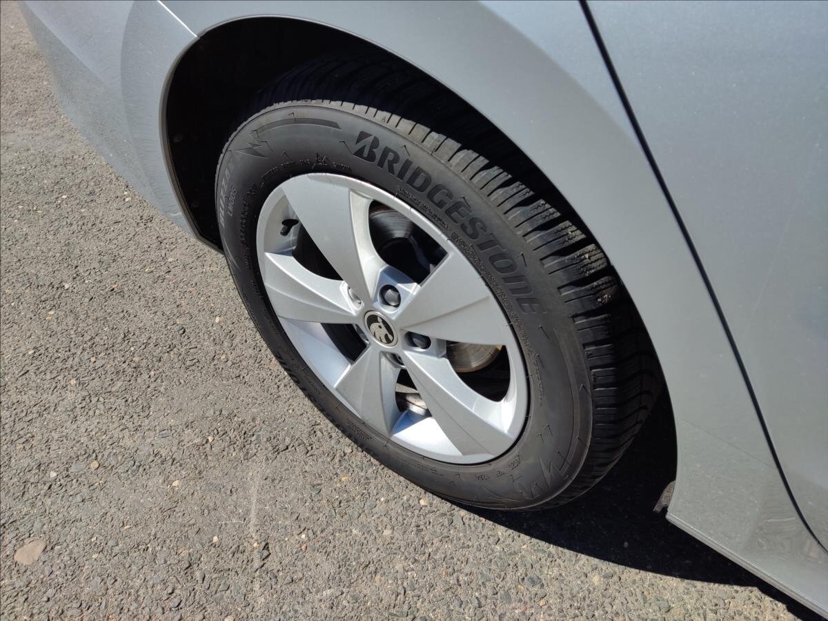 Škoda Octavia Liftback 1,5 l 110 kw