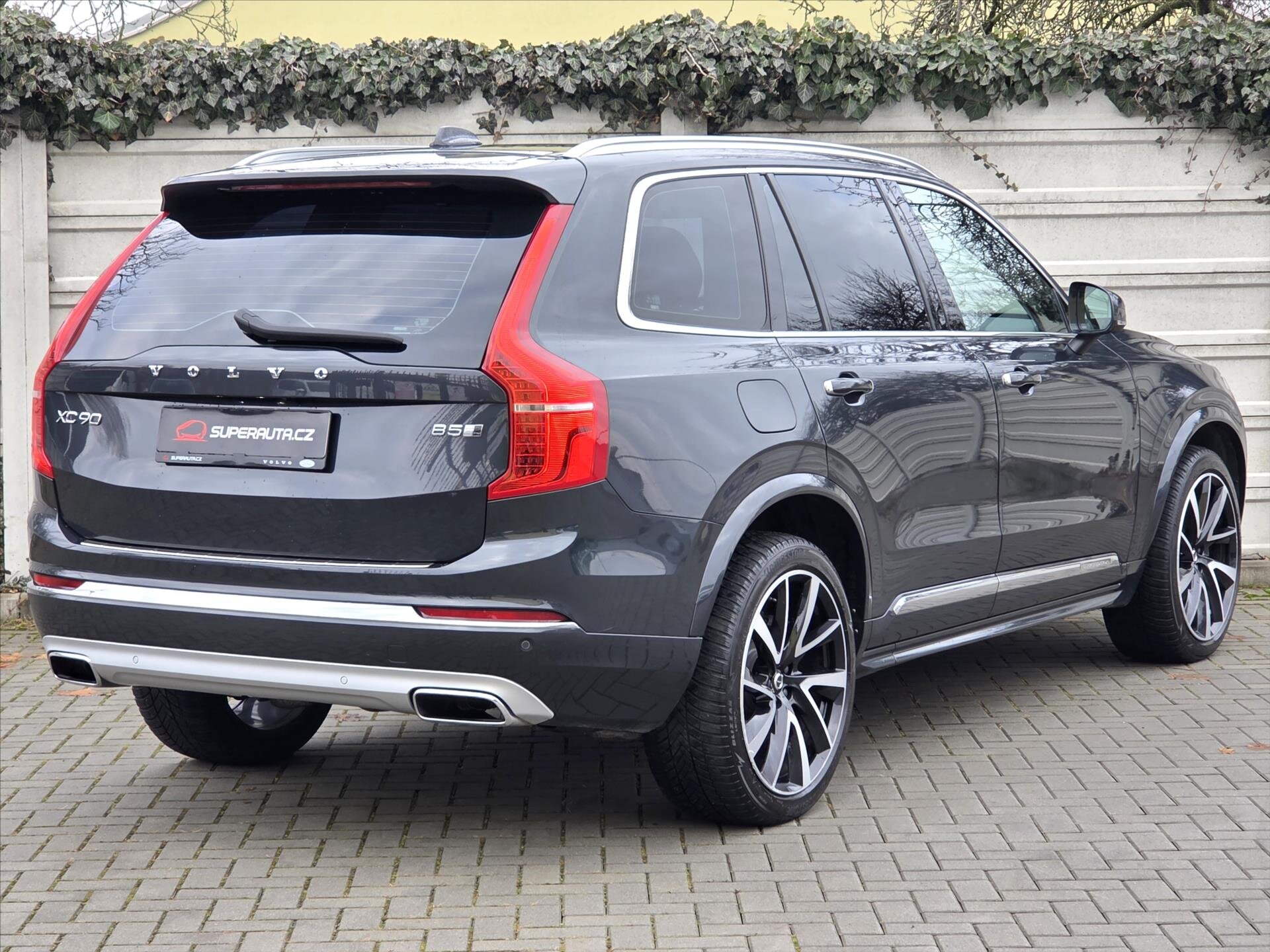 Volvo XC90 SUV / Terénní 2,0 l 173 kw