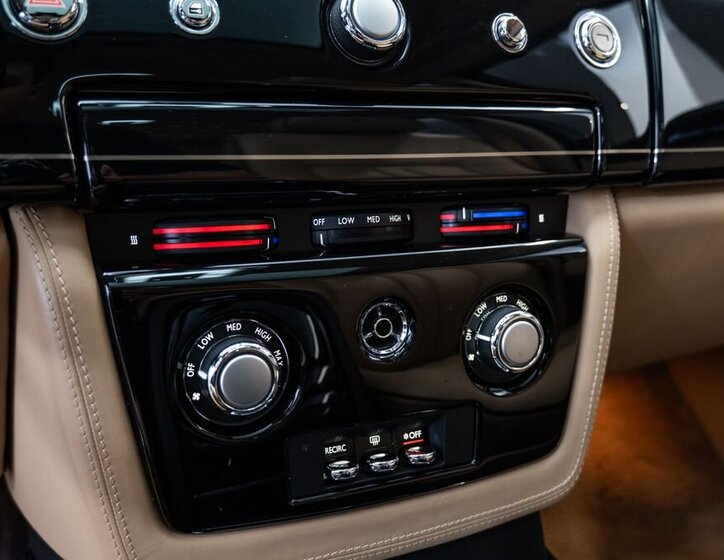 Rolls-Royce Phantom Sedan 6,7 l 338 kw