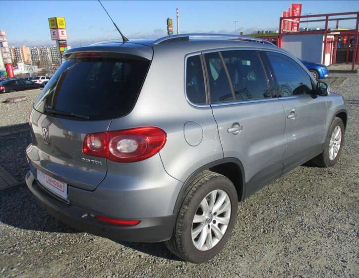 Volkswagen Tiguan SUV 2,0 l 103 kw