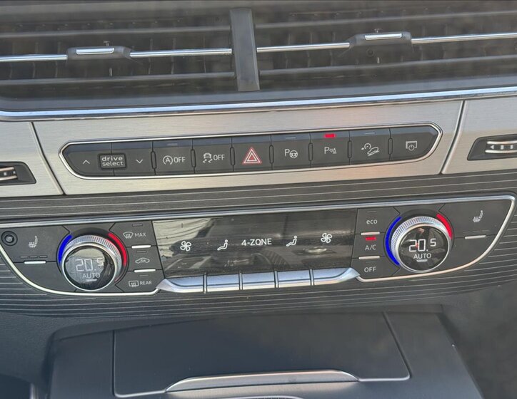 Audi Q7 21