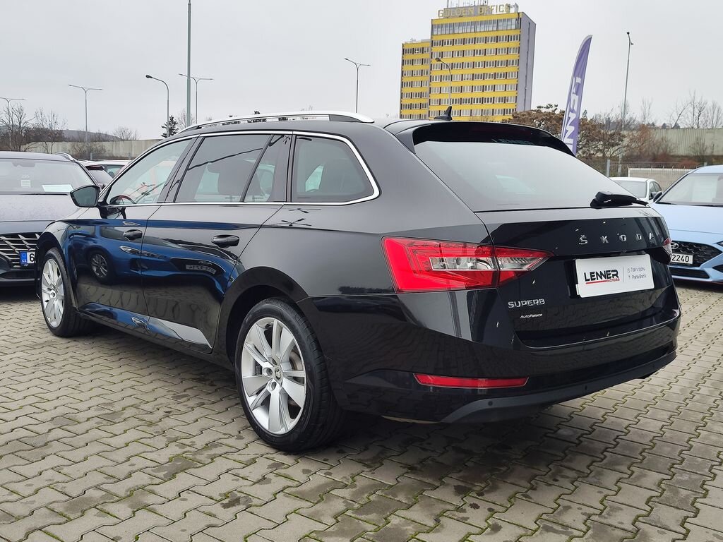Škoda Superb