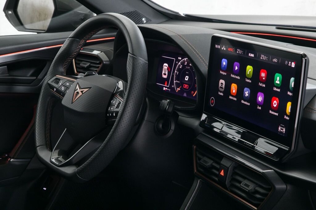 Cupra Formentor SUV / Terénní 2,0 l 140 kw