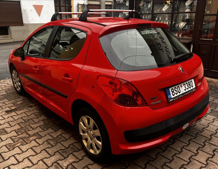 Peugeot 207 Hatchback 1,4 l 70 kw