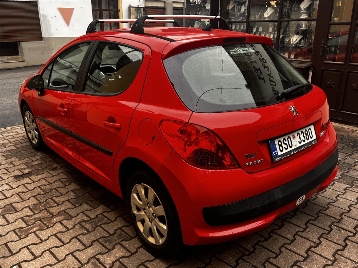 Peugeot 207 Hatchback 1,4 l 70 kw