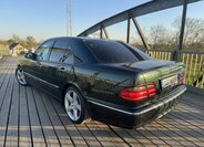 Mercedes-Benz Ostatní Sedan / Limuzína 0,0 145 kw